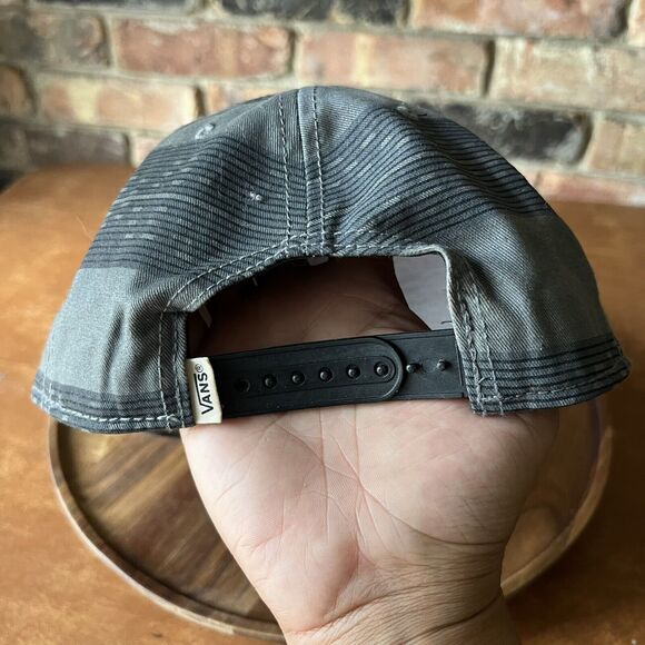 Vans Off The Wall Hat Gray Striped Canvas Brown Logo Adjustable Cap Mens - Picture 12 of 16